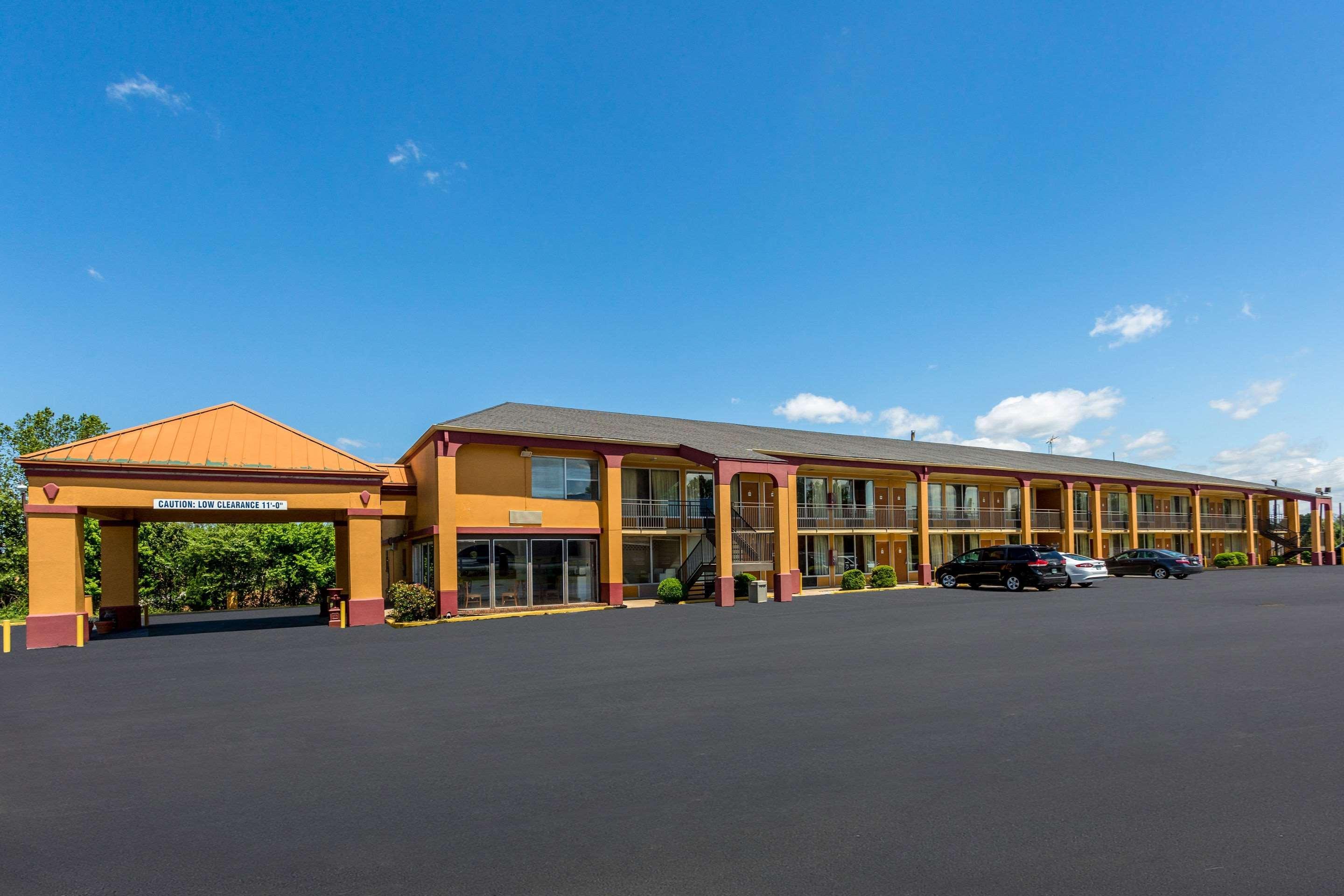 Rodeway Inn Denmark-Jackson Exterior photo
