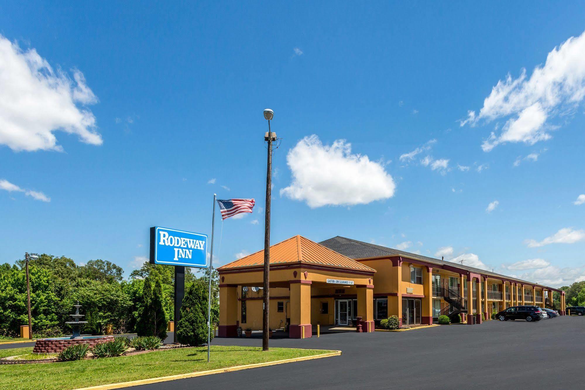 Rodeway Inn Denmark-Jackson Exterior photo