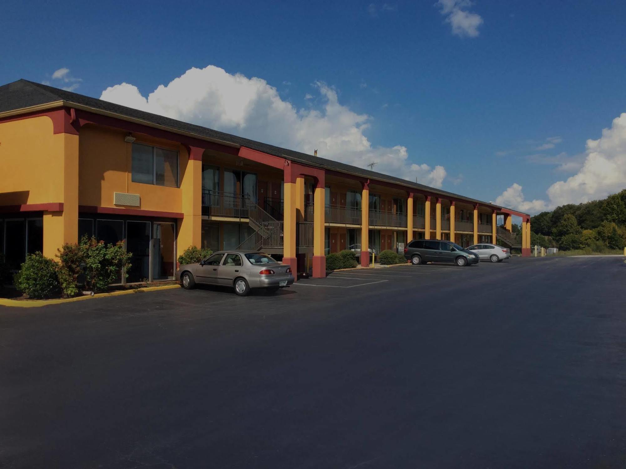 Rodeway Inn Denmark-Jackson Exterior photo